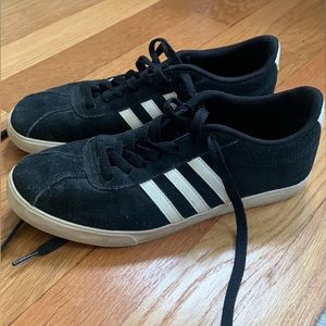 Women’s Adidas sneakers